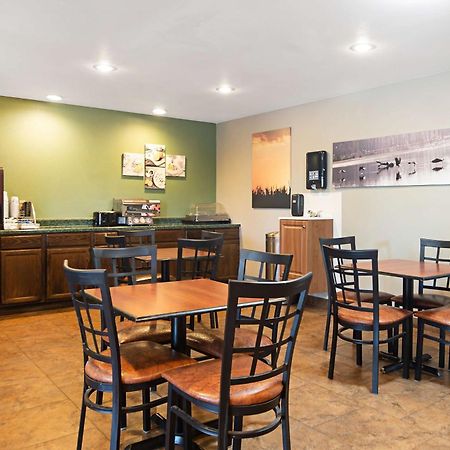 Surestay Plus Hotel By Best Western Bettendorf Exterior photo