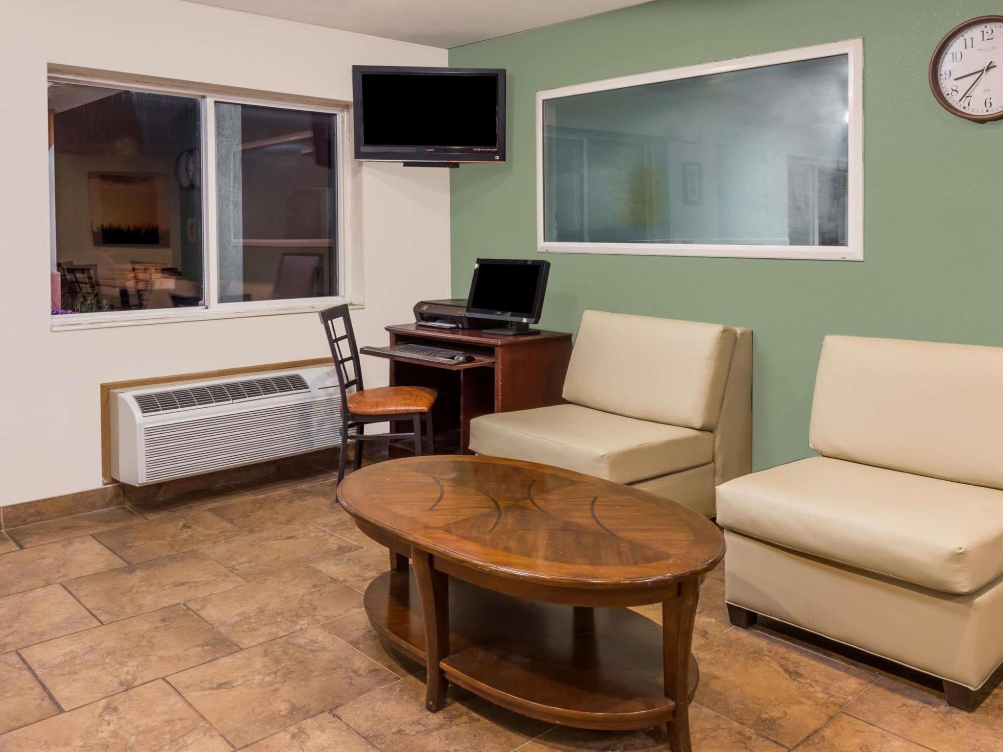Surestay Plus Hotel By Best Western Bettendorf Exterior photo