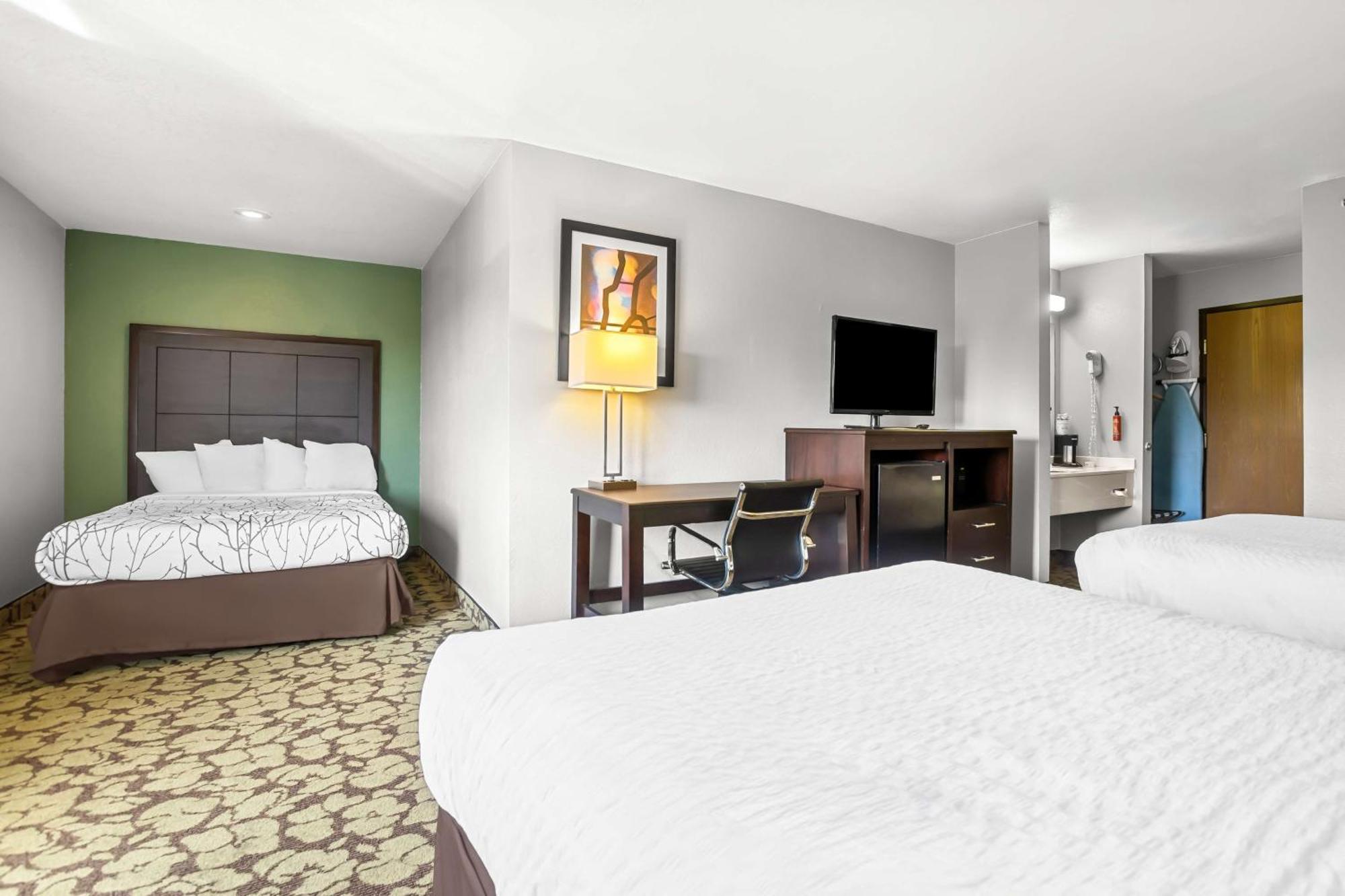 Surestay Plus Hotel By Best Western Bettendorf Exterior photo